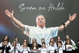 Danas posljednji oproštaj od neponovljivog Halida Bešlića