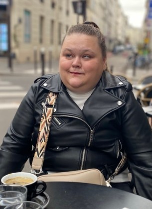 Neprijatnost u Parizu: Influenserici iz Velike Kladuše ukrali štap za kretanje