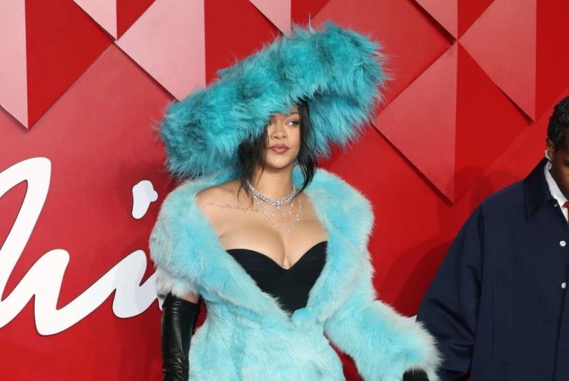 Svi najbolji vintage izgledi koji su ikada krasili Fashion Awards