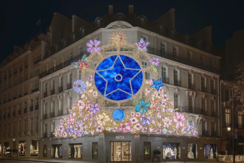 Dior u prazničnom ruhu: Magija izloga koju morate vidjeti