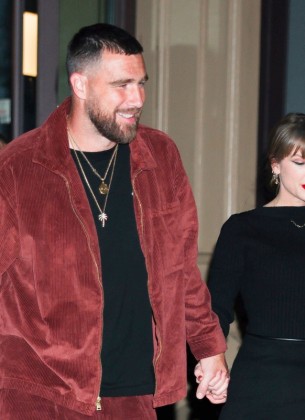 Taylor Swift blista pored zaručnika Travisa Kelcea: Ne skrivaju emocije u New Yorku