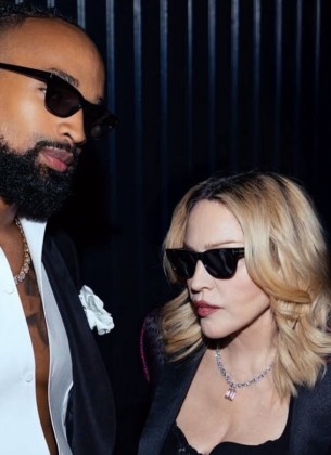 Madonna se u tajnosti zaručila za fudbalera Akeema Morrisa