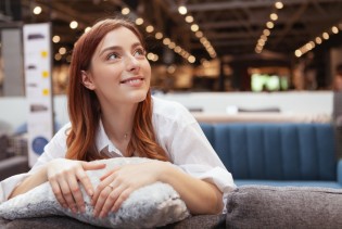 Zašto nekad osjećamo "previše" na samom početku odnosa?