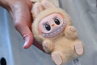 Opasne supstance pronađene u lažnim Labubu lutkama!