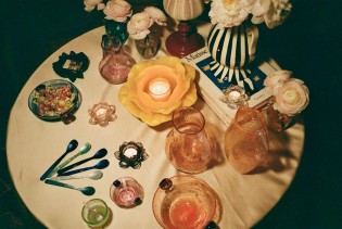 Kako kustosi vintage mode oživljavaju prošlost kroz male salone i pop-up događaje