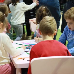 Otvoren jubilarni 10. Dječiji sajam u Skenderiji: Radost i zabava za najmlađe