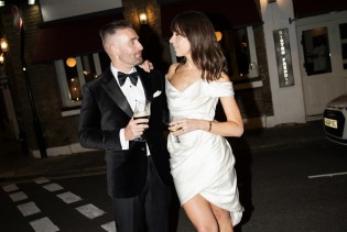 Pronašla je svoju vjenčanicu preko aplikacije: Savršena Vivienne Westwood haljina