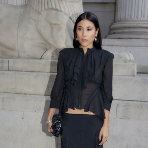 Zaboravite bijelu: Mlada nosila crnu haljinu na svom vjenčanju u Mayfairu