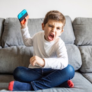 Uticaj nasilnih videoigara na djecu – zna li vaše dijete šta zapravo igra?