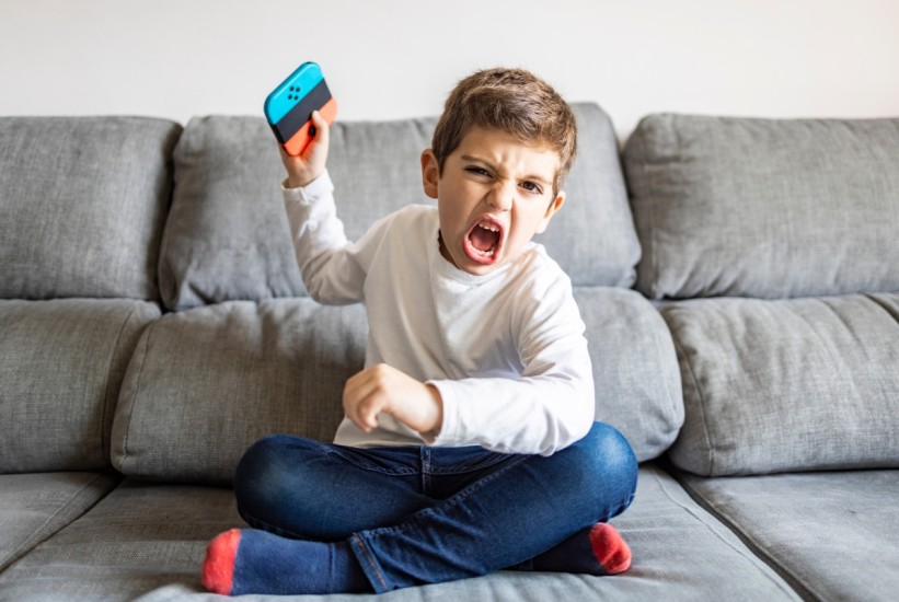 Uticaj nasilnih videoigara na djecu – zna li vaše dijete šta zapravo igra?