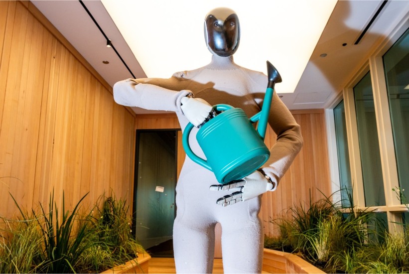 Pametni dom postaje stvarnost: Robot Neo obavlja sve kućanske poslove