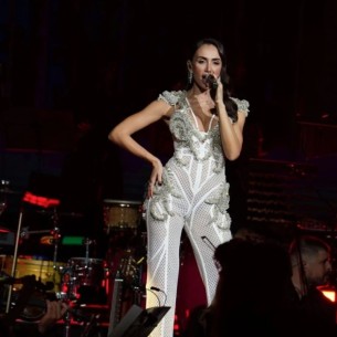 Emina Jahović nastupila u Sava centru: Suze, aplauzi i sjajni gosti