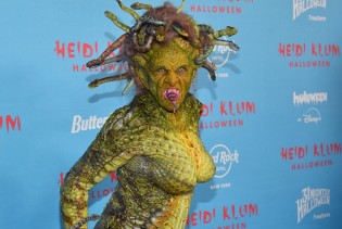 Pogledajte kako izgleda kad Heidi Klum oživi grčku mitologiju!