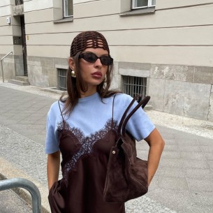 Neočekivani modni duo: Smeđa i plava osvajaju ove zime!