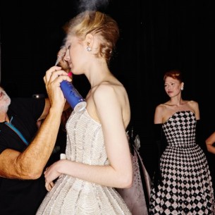 Podignite svoj stil: Najpoželjnije frizure s modnih pista Pariza