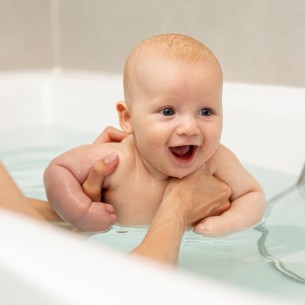 Mali trikovi koji štite vašu bebu od nezgoda u kadi