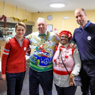 Princ William i princ George volontirali u skloništu za beskućnike