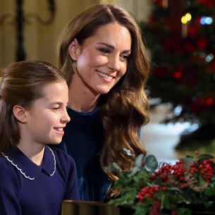 Dirljiv nastup za Božić: Kate Middleton i princeza Charlotte oduševile posebnim duetom