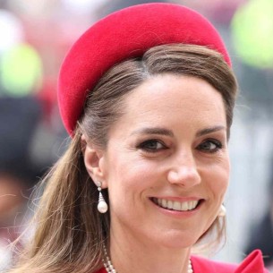 Kate Middleton odala počast žrtvama raka: Ostavila dirljivu poruku