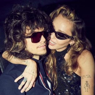 Miley Cyrus i Maxx Morando objavili zaruke!