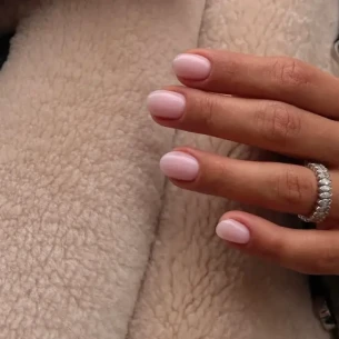 Transformišite svoje ruke: Oblik noktiju koji osvaja Instagram