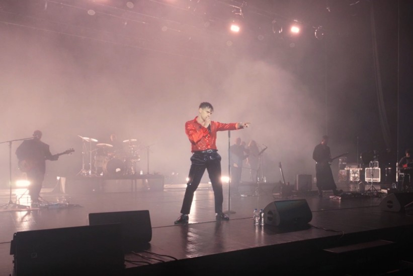 Spektakl u Sava Centru Adija Šoše, zakazan i novi datum