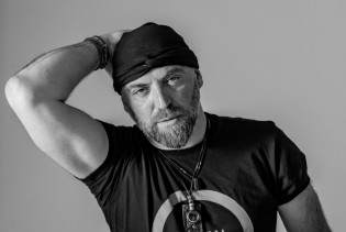 Adnan Hajrulahović Haad: Poznati dizajner nam otkriva kako nositi odjeću sa svrhom