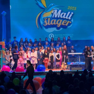 Mirna Ćorović i Mia Gluho pobjednice Malog šlagera