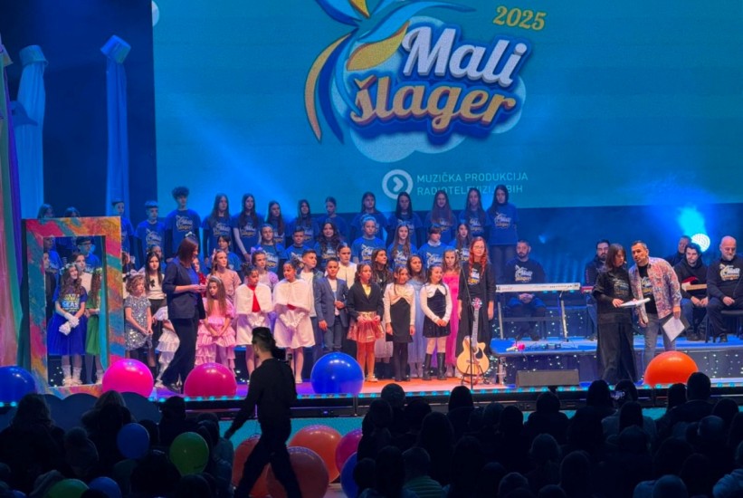 Mirna Ćorović i Mia Gluho pobjednice Malog šlagera