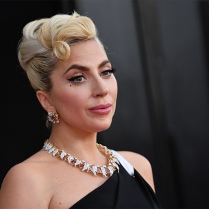 Drama na koncertu Lady Gage u Sydneyju: Plesač pao, Gaga prekinula nastup!