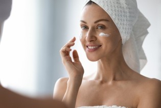 Ovi znakovi otkrivaju da je koži lica hitno potrebna posebna njega