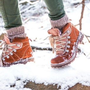 Učinite cipele i čizme otpornim na vodu uz pomoć ovog trika