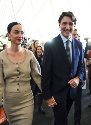 Katy Perry i Justin Trudeau ukrali show u Davosu