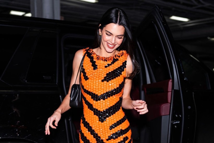 Kendall Jenner i Rihanna vraćaju tigrasti print na velika vrata