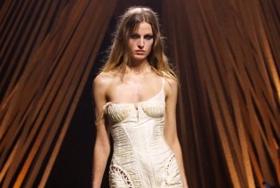 Moda više nije samo odjeća: Arhetipovi koji će obilježiti 2026.