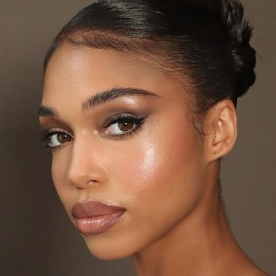 Savršen smokey eyes za 2 minute: Sve što vam treba je jedan proizvod