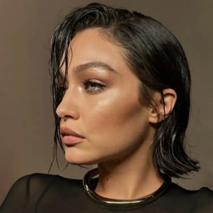 Svi gledaju u kosu Gigi Hadid: Nova boja pokrenula rasprave