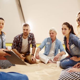 Ne pričaš o problemu – odigraš ga: Zašto sve više ljudi bira psihodramu