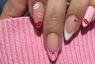 Ako volite nježne detalje, ova valentinovska manikura je za vas