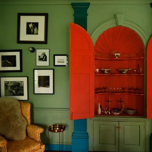 Trend koji ne blijedi: Zašto će crvena dominirati uređenjem prostora?