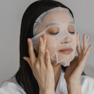 Koži treba pauza: Zašto su sheet maske spas u zadnji čas?