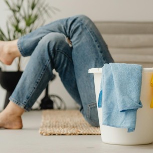 Proljetno čišćenje bez stresa: Praktični savjeti za zaposlene majke