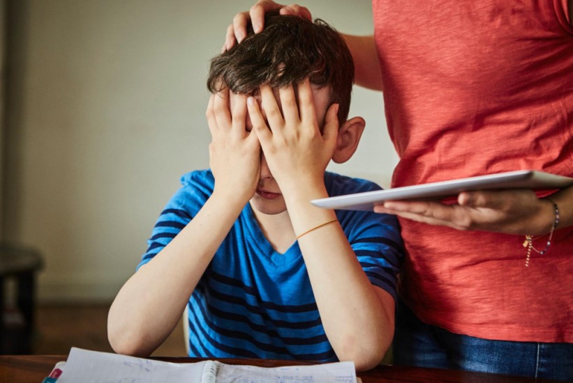 Osam načina na koje nedostatak pažnje roditelja utiče na život