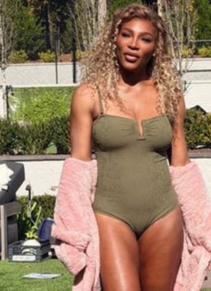 Serena Williams pozirala u kupaćem kostimu i poslala snažnu poruku