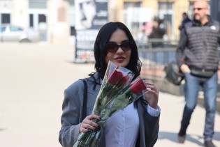 Pogledajte kako Sarajevo slavi Dan žena: Ulice pune cvijeća i boja