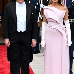 Melania Trump ponovo u centru pažnje: Odabirom haljine prekršila nepisano pravilo
