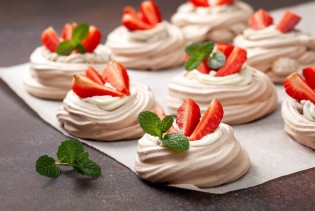 Ako vam pavlova nikad ne uspije, isprobajte ovu mini verziju