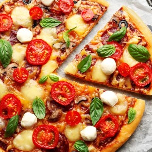 Pet trikova kako smrznutu pizzu pretvoriti u gurmanski obrok