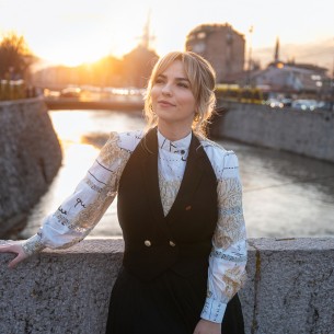 Alma Subašić objavila pjesmu "Glasom iz sehara"