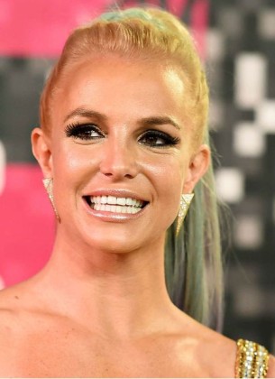 Britney Spears ide na dobrovoljno liječenje nakon hapšenja